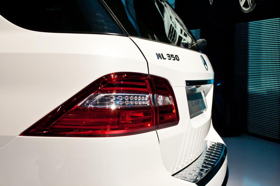  Mercedes-Benz ML-Class 2012 года  (фото 45 из 188)